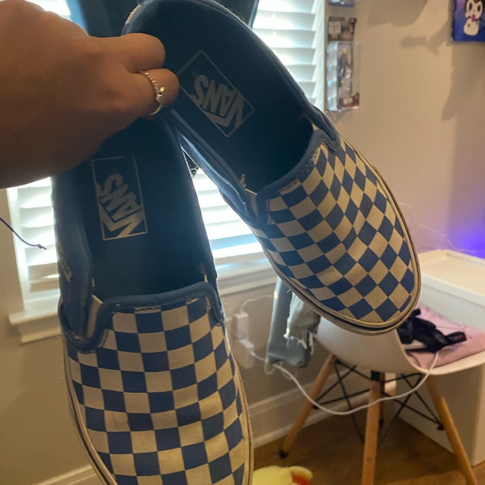 Blue checkered vans just need to be washed size 6.5 in woman’s (: